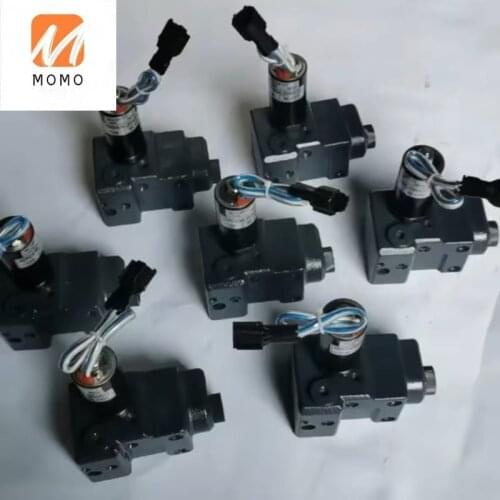 Hydraulic main pump K5V140 spare parts repair kit cyoinder block and valve plate