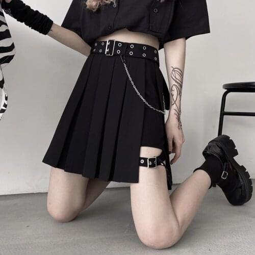 Ruibbit Gothic Punk Harajuku Women Shorts Casual Cool Chic Preppy Style Pleate Black Female Fashion Shorts Skirts 4XL