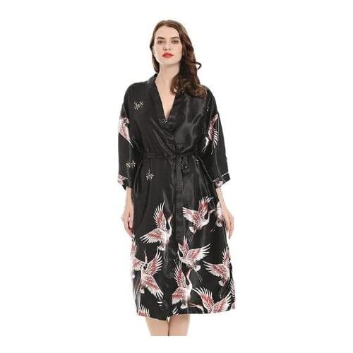 Hot Sale Black Summer Satin Kimono Bathrobe Women Bride Bridesmaid Wedding Robe Dress Gown Sexy Flower Long Sleepwear M-3XL
