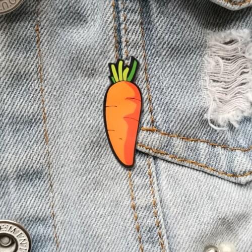 Cute Carrot Pins Beautiful Brooches For Women Cartoon Acrylic Badges Backpacks Clothes Accessories Jewelry Gifts