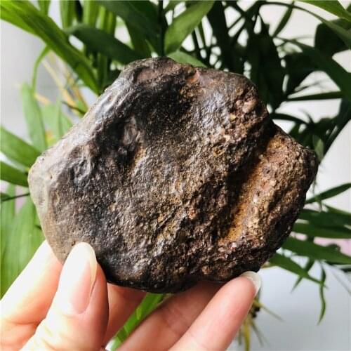 300-360g Natural iron meteorite quartz quartz crystal mineral specimens of the original stone healing