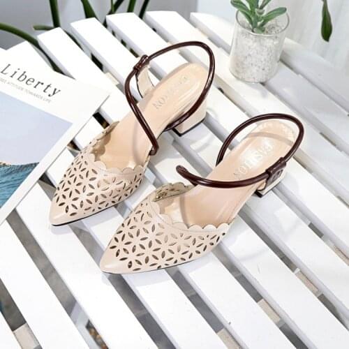 Summer 2021 new thick heel breathable hollow retro Baotou sandals womens middle heel flounces pointed Joker shoes lightweight