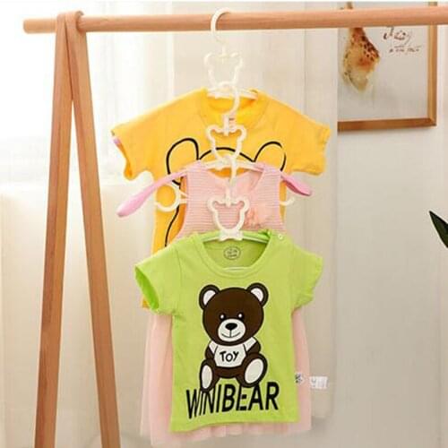 10 pcs/lot Plastic Baby Hanger Cute Bear Shape Childrens Clothes Hangers Perfect for Infants Newborn Baby Kids Clothing Drying