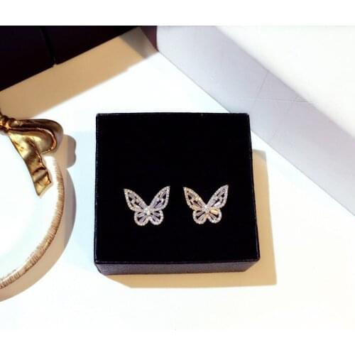 Kpop dainty earrings fashion temperament inlaid Rhinestone butterfly hollow womens earrings trend simple jewelry wholesale