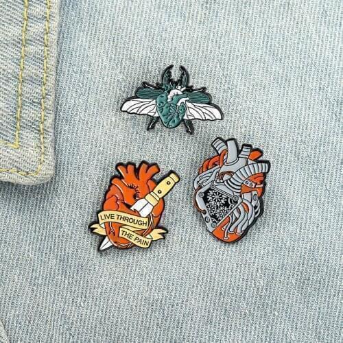 Creative Punk Animal Insect Enamel Brooch Body Organ Heart Dagger Alloy Badge Cartoon Woman Jewelry Fashion Fun Gift For Friends
