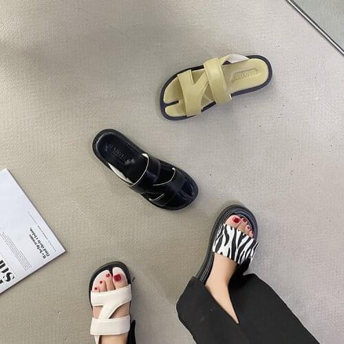 Sandals women 2021 new Summer Flat Platform Sandals Ladies Casual Beach Shoes Female Soft comfortable Flip Flops Slides