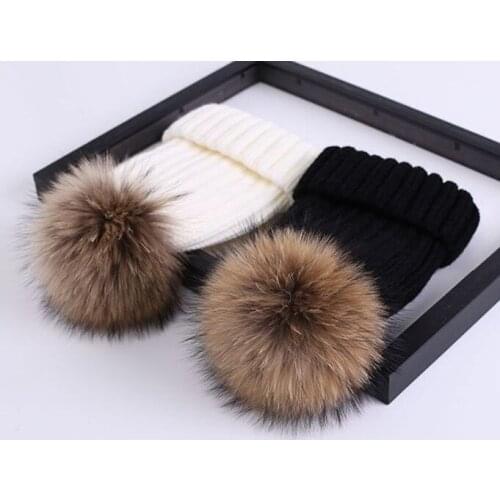 KNB005A Hot Girs Women Thick Winter Knitted Caps Real Genuine Raccoon Fur Pom pom Knit Beanies Bonnet Skullies Gorros