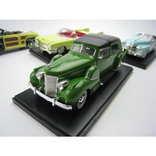 Diecast 1:32 Alloy Car Model Green Simulation Metal Vehicle Classic Toys Collection Gifts Souvenir Decoration Ornament Display