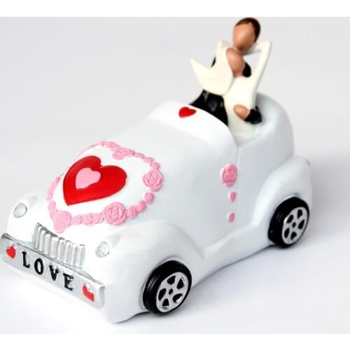 Wedding Money Box Car Piggy Bank Creative Wedding Decoration with Couple Angel Bride and Groom Figurine Home Decor Coin Storage
