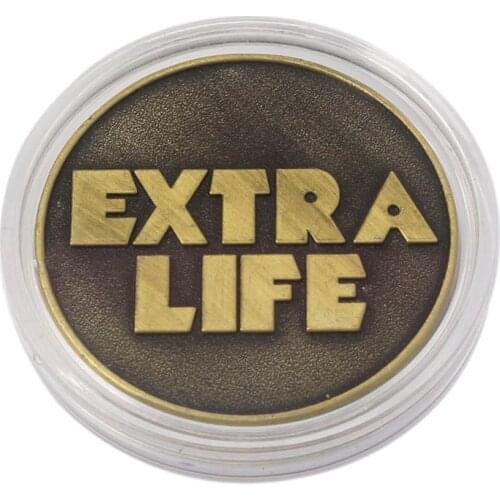 Movie Ready Player One With a glass box Extra Life Liberty Coin Keychain Music Band keyring Pendant Jewelry