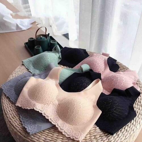 Dropshipping Thai Latex Bra Women Push Up Elastic Wireless 5D Contours Bra Soft Seamless Lace Bra Seamless padded Plus size XXL