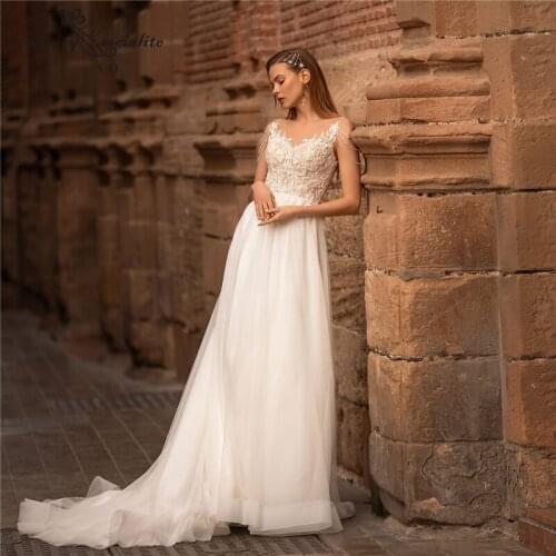 Boho Wedding Dresses Beach Bride Gowns Lace Appliques Beaded Button Sheer O-Neck A-Line Bohemian Bridal Dress Vestido De Noiva