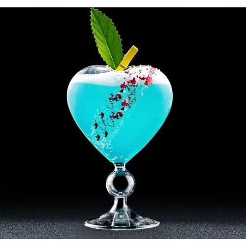 Free Shipping 4PCS 310ml Creative Heart-Shaped Cocktail Glasses Juice Glass Set of 4