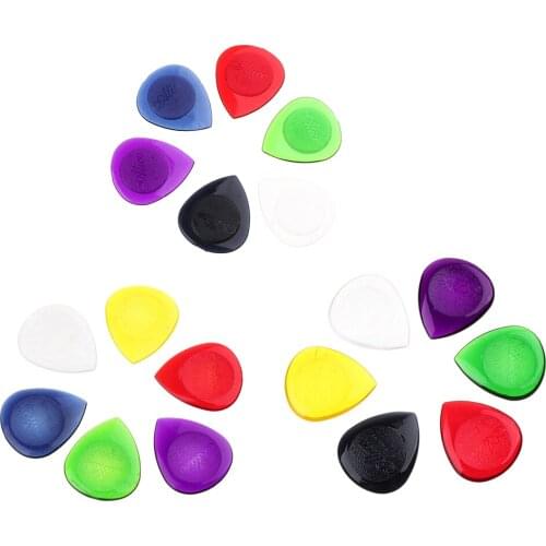 100 Pieces Plastic Picks Plectrum for Guitars Bass Ukulele Replacement Parts