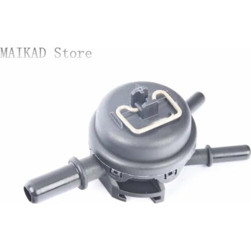 Engine Coolant Air Bleeder Valve for Porsche Macan 95B 7P5121671A