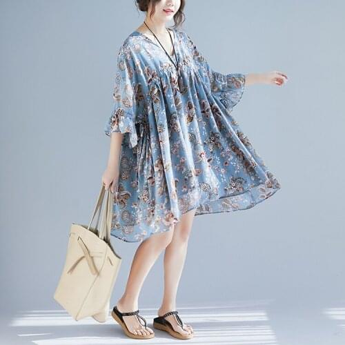 2019 new womens summer floral chiffon V-neck large set waist seaside holiday beach dress A336