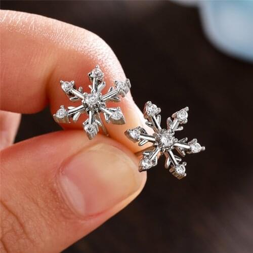 Vintage Silver Color Earrings White Zircon Snowflake Stud Earrings Luxury Crystal Small Stone Earrings For Women Wedding Jewelry