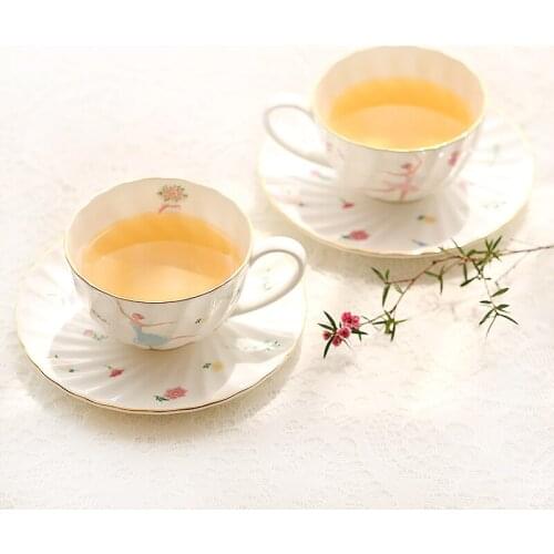 Elegant Bone China Coffee Tea Cup and Saucer Set Black Tea Coffee Cup Set Porcelain Drinkware For Coffee Drink High-grade Gift