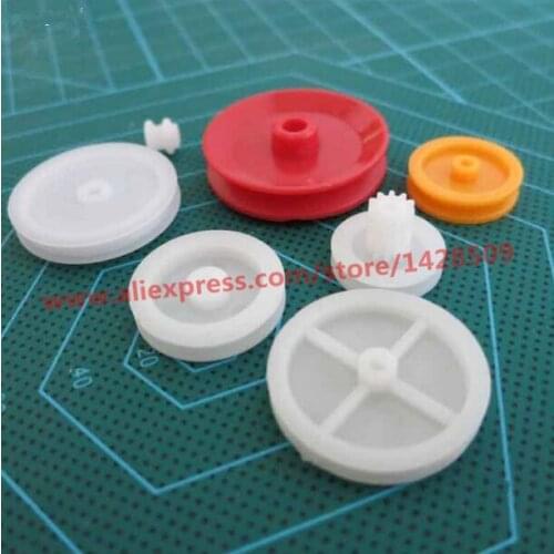 Free ship 7 pcs/lot different type Concave wheel DIY Parts Model of the wheel Plastic mini Belt Wheel Sets for Model Fitting