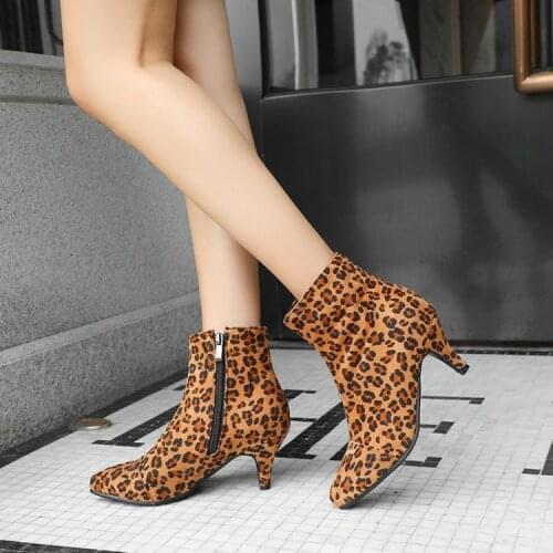 Fashion leopard cloth boots fashion simple running womens short boots 38 36 high heel foreign trade Europe