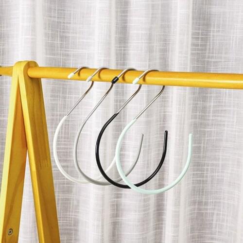 Tresbien Plastic Clothes Hangers