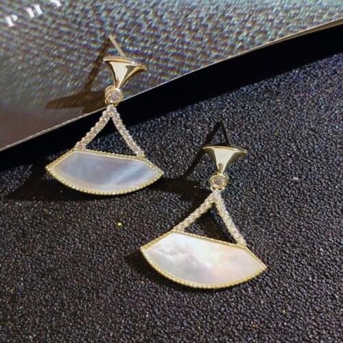 2021 Korean Elegant Rhinestone Zircon Crystal Earrings Geometric Shell Sector Stud Earrings for Women Prevent Allergy Jewelry