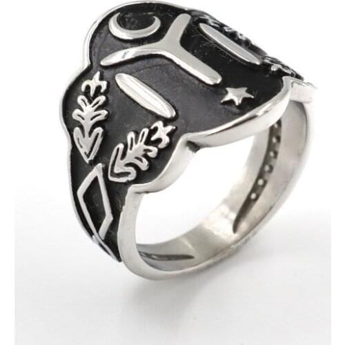 Ring titanium steel Europe and the United States hot style restoring ancient ways the moon stars men stainless steel