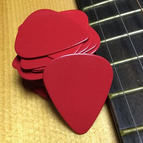 100pcs/lot Solid Red 0.71mm Medium Celluloid Guitar Picks Plectrums for Acoustic Electric Guitar Bass