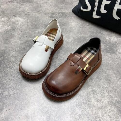 2021 spring and autumn new female leather British style cute girl round head shallow mouth small leather shoes flat