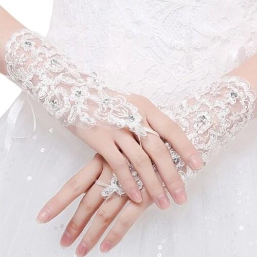 Women Fingerless Bridal Gloves Elegant Short Paragraph Rhinestone White Lace Glove Wedding Accessories