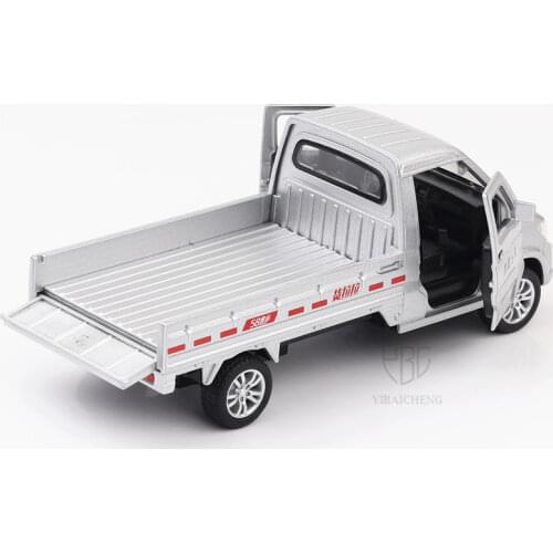 1:32 Wuling China Mini Truck Alloy Car Model With Sound And Lights Pull Back Kids Educational 3 Doors Metal Car Toy For Children