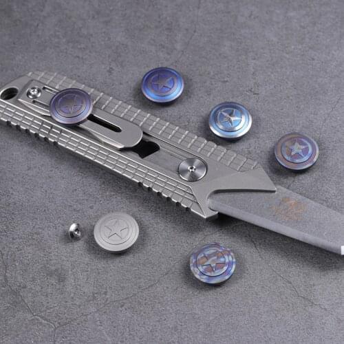 1PC Captain America Multicolor Titanium Alloy Knife Flashlight Back Clip Knife EDC Pocket Clip Buckle Knife Accessories Tool