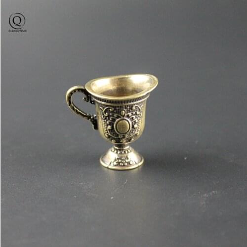 Antique Brass Palace Small Wine Glass Decorations Solid Bronze Carved Court Goblet Winecup Desktop Ornaments Keychain Pendants