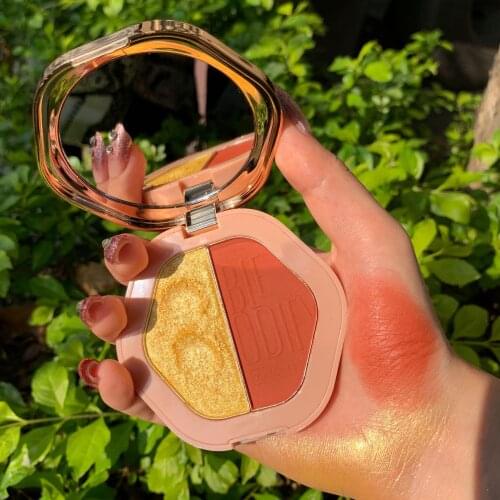 Two-color highlight blush matte pearly makeup good look naturally delicate modified face-shaped mashed potatoes