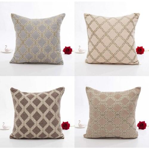 European Cushion Cover Vintage Chenille Pillowcase Jacquard Grid Cushion Case Plaid Pattern Elegant Cushion Cover for Home 45x45