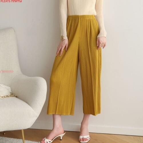 Autumn and Winter Ins Miyake Folds Thick Loose Large Size Slimming Casual Wide-leg Straight Cropped Trousers