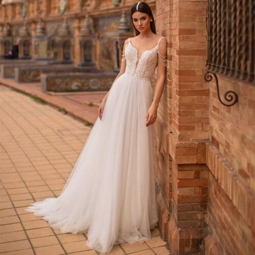 Eightree Spaghetti Straps Wedding Dress 2021 V-neck A-Line Beading Applique Tulle Backless Bridal Wedding Ball Gown Custom Made