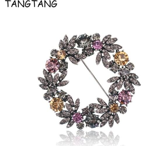 TANGTANG Wreath Brooch For Woman Flower Garland Brooch Pin Antique Silver Plated Elegant Refine Scarf Clip Pins Jewelry BH8457
