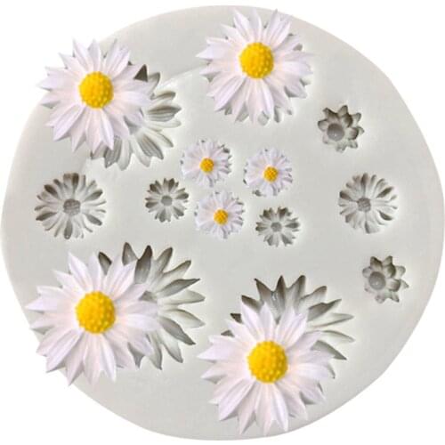 DIY Small Daisy Flower Chocolate Silicone Mold Candy Fudge Mold Baking Cake Decoration Accessories