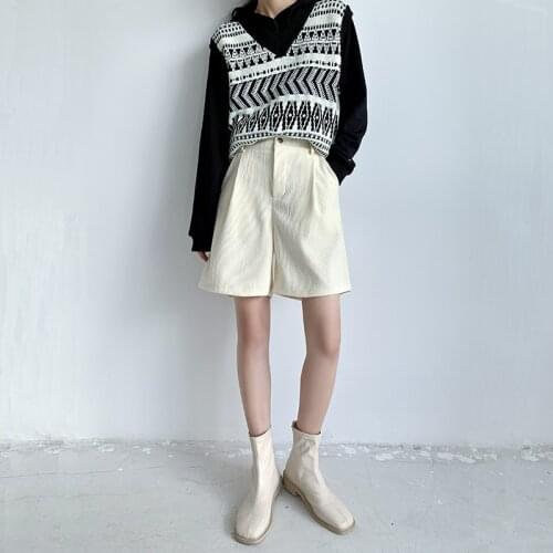 REDDRAGONFLY Women's Shorts