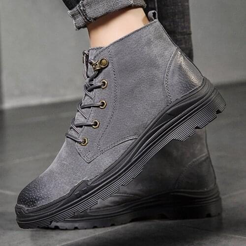 Mens Boots 2020 Fashion Outdoor Tooling Boots Korean Version Fashion Sneakers Men Shoes