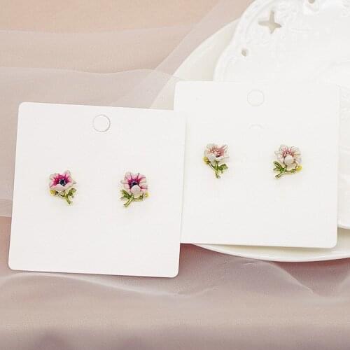 Korean Cute Rosered Pink Daisy Earrings for Women Femme Gold Color Metal Flower Statement Stud Earrings Wedding Party Jewelry