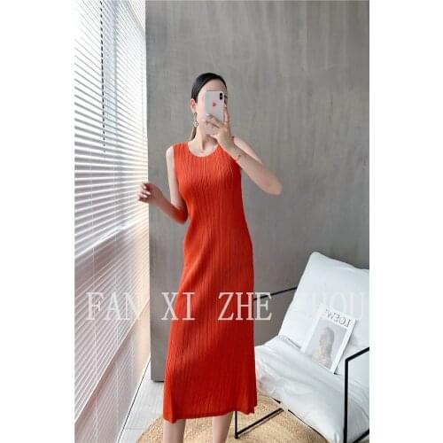 HOT SELLING pleated miyake fashion o-neck sleeveless solid pleated Base Straight dress IN STOCK