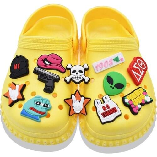 10pcs Popular Shoe Charms PVC Decorations Decor Buckles Accessories Fit for Shoes Wristband Kids Gift