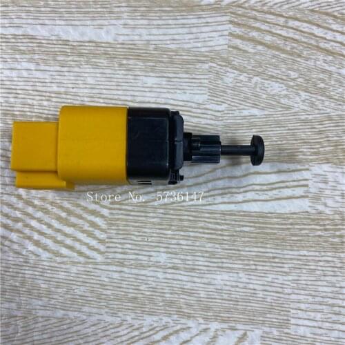 Brand New Car Brake Stop Light Lamp Switch Four Plug Fits For Buick- Excelle- AT Most Classic Cars Auto Parts OEM# 9073937