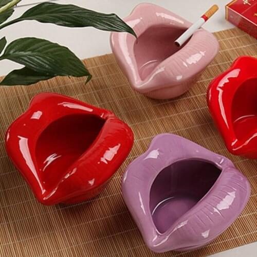 Cute Cartoon Lips Shape Ceramic Ashtray Ash Tray Cigarettes Holder Pot Ashtray Home Ashtray for Boyfriend Gift Smoking Accessory