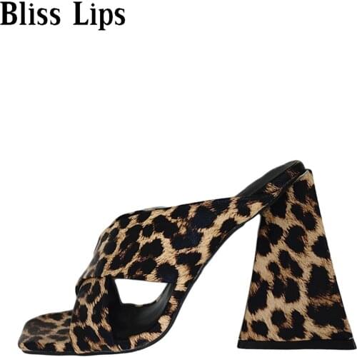 Bliss Lips Women's Sandals