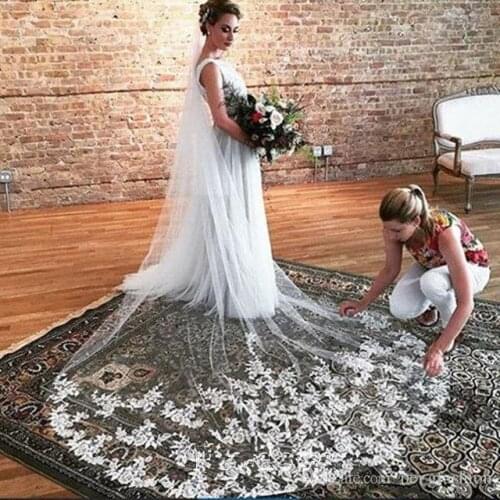 Stylish Elegant Bridal Veils Smart Cathedral length One layer White Ivory Lace Applique Edge Brand Wedding Veils Meidingqianna