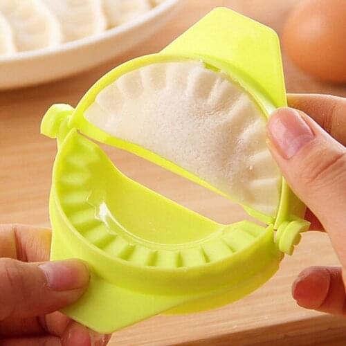 Plastic Dumpling Mold Wheat Straw DIY Dumplings Maker Tool Jiaozi Pierogi Mold Dough Presser Maker kitchen cocina cozinha tools