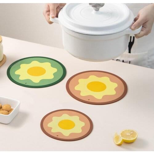 Table Mat Heat Insulation Poached Egg Pattern Long Lasting Silicone Print Placemat for Home